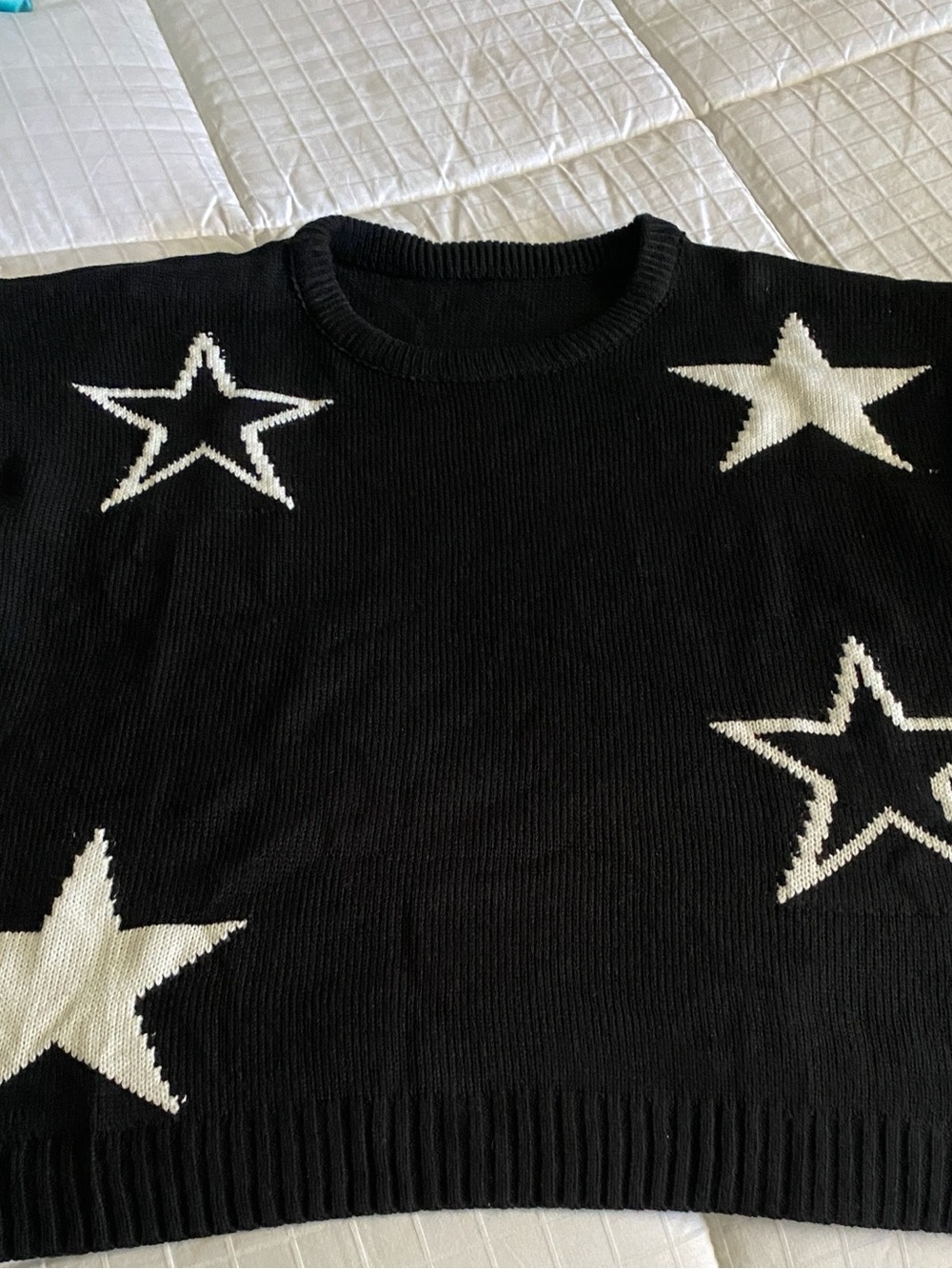 Source Unknown Black Crewneck Sweater with White Star Motif